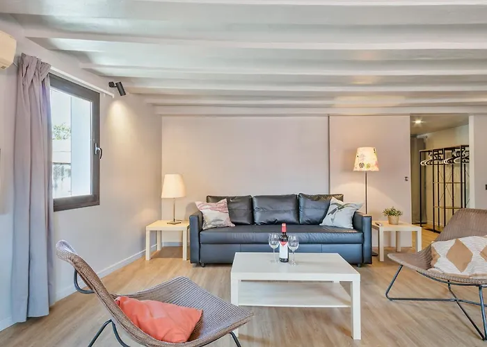 My Address In Plaza Real *