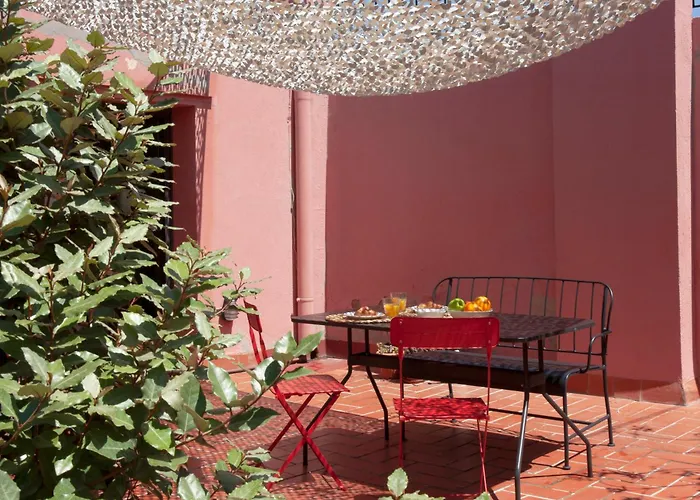 My Address In Plaza Real *