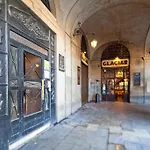My Address In Plaza Real Διαμέρισμα *